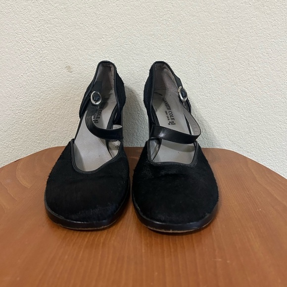 Vintage Kenneth Cole Black Leather Fur Exterior Clasp strap closure Italy Size 8 - Picture 9 of 11